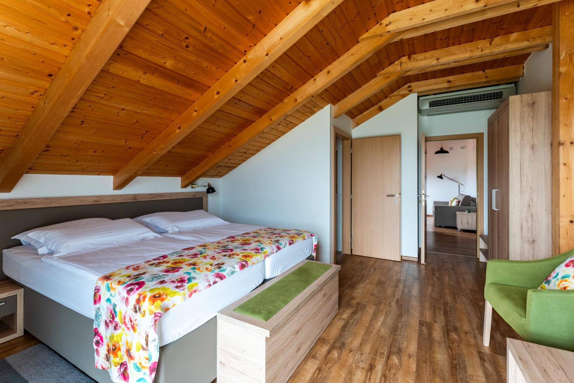 Bed&Breakfast Vinarija Coner Б'єловар Номер фото