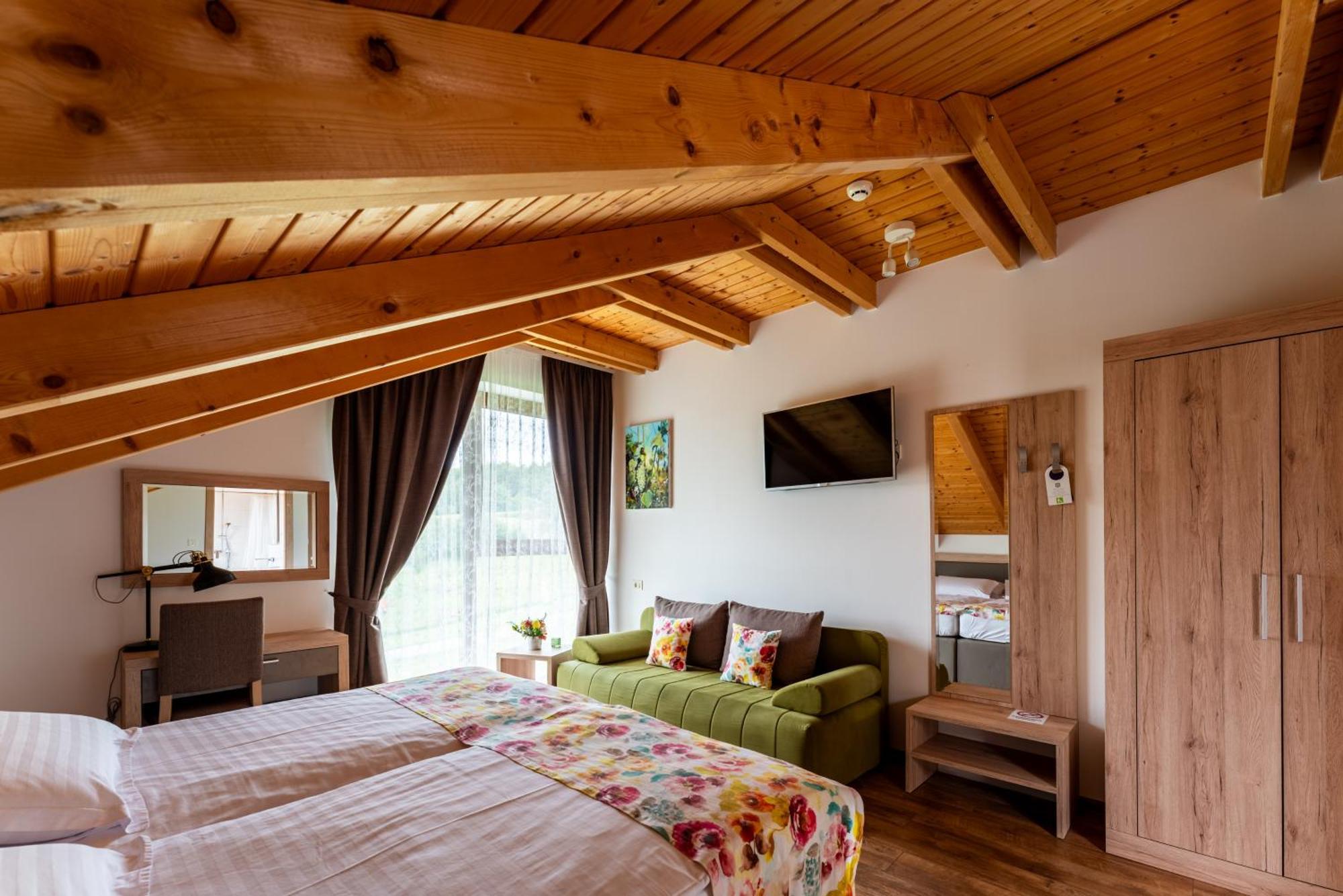 Bed&Breakfast Vinarija Coner Б'єловар Екстер'єр фото